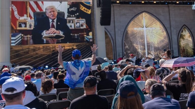 Trump-backed prayer rally roils debate on church and state