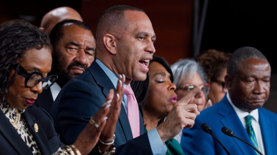 Democrats still House favorites despite blows in Virginia, Supreme Court