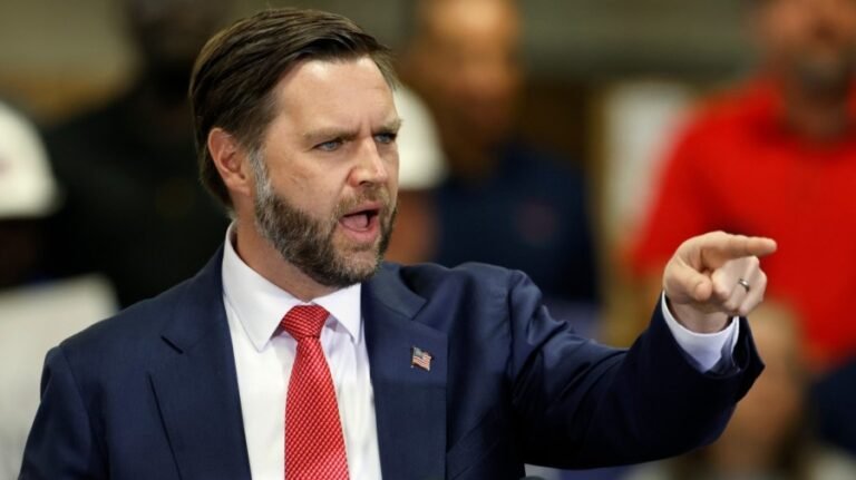 Vance swings through newly-redrawn Missouri district in GOP’s favor