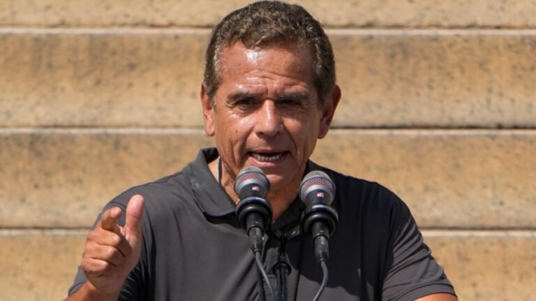 Democratic candidate: 'Can't put everything' wrong with California on Trump