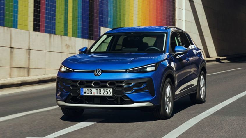 New Volkswagen T-Roc Hybrid - pictures