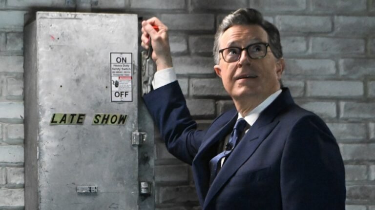 Colbert eschews politics during final 'Late Show' on CBS