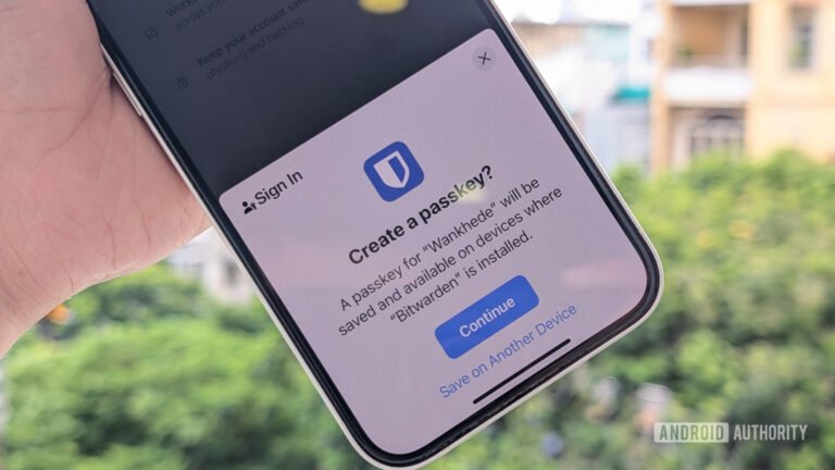 Google may finally let you move passkeys to another password manager on Android