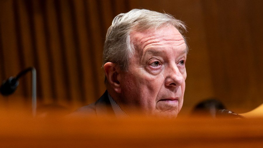 Durbin presses RFK Jr. to resist easing flavored vape regulations