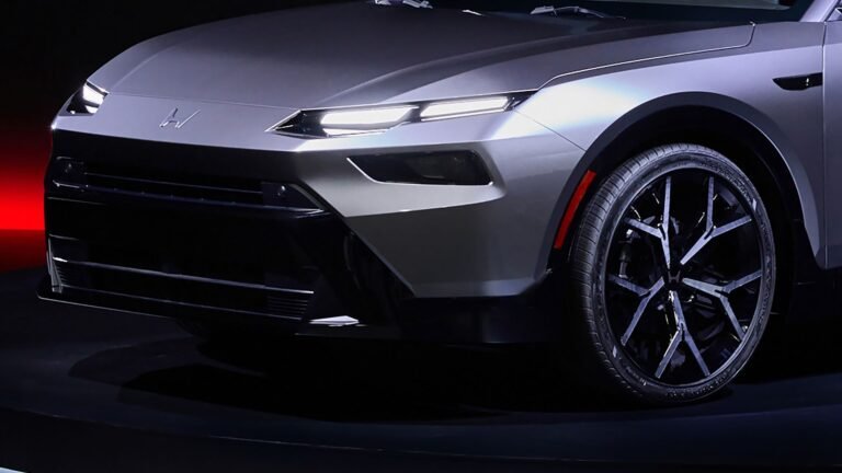 Honda Previews New Concepts To Fix EV Disaster, And One Could Be Next-Gen Civic