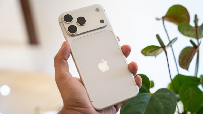 Apple could turn to Samsung as a plan B for its iPhone and Mac chips