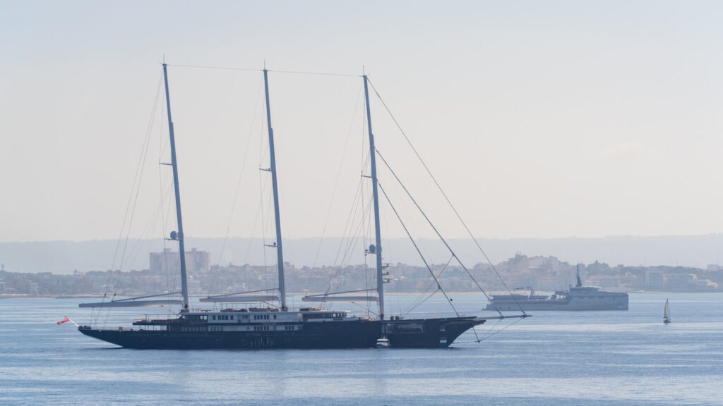 Bezos Is Ditching His Record-Breaking Mega Yacht Because Its Just Too Big