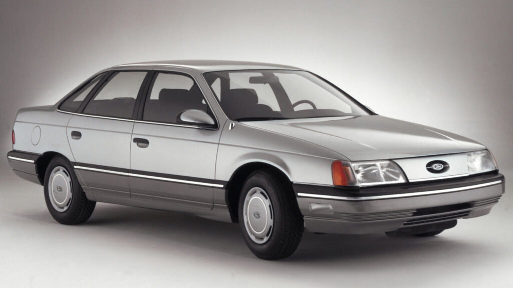 The Ford Taurus Saved Ford, But Consumer Reports Said V6 Models Literally Stunk