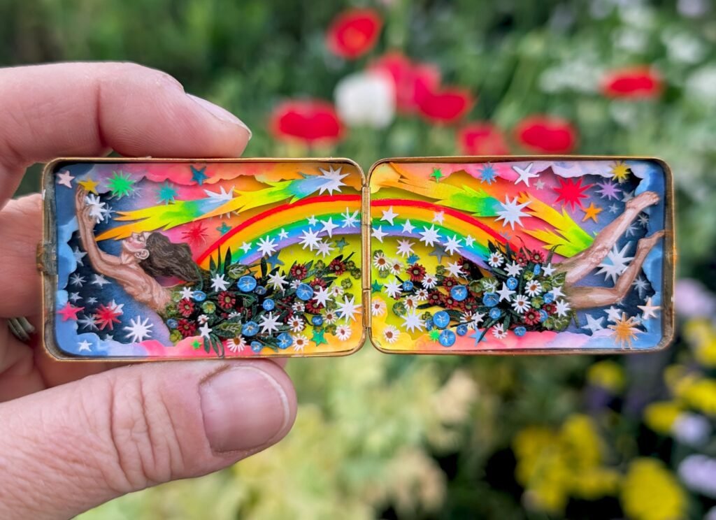 Vibrant Miniature Dioramas Burst from Vintage Compacts by Shannon Taylor