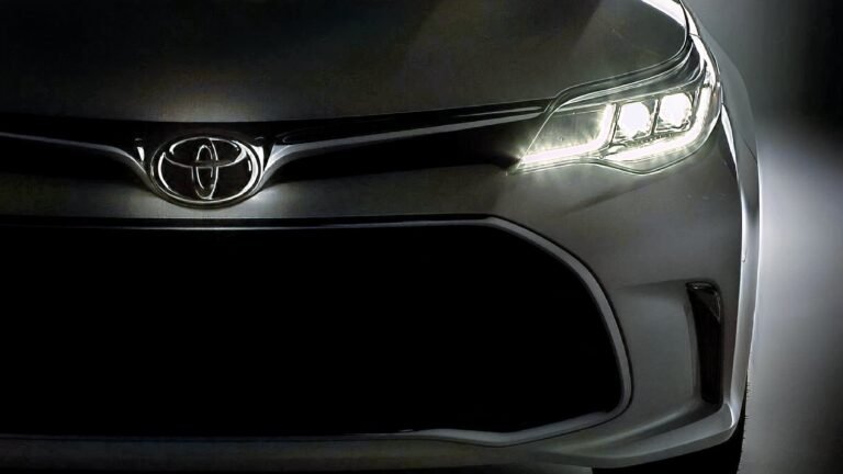 The Toyota Avalon Reality That Smart Luxury Buyers Are Quietly Embracing