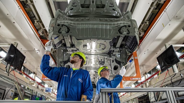 America's Auto Industry Is Stuck In Neutral, And There's One Key Reason Why