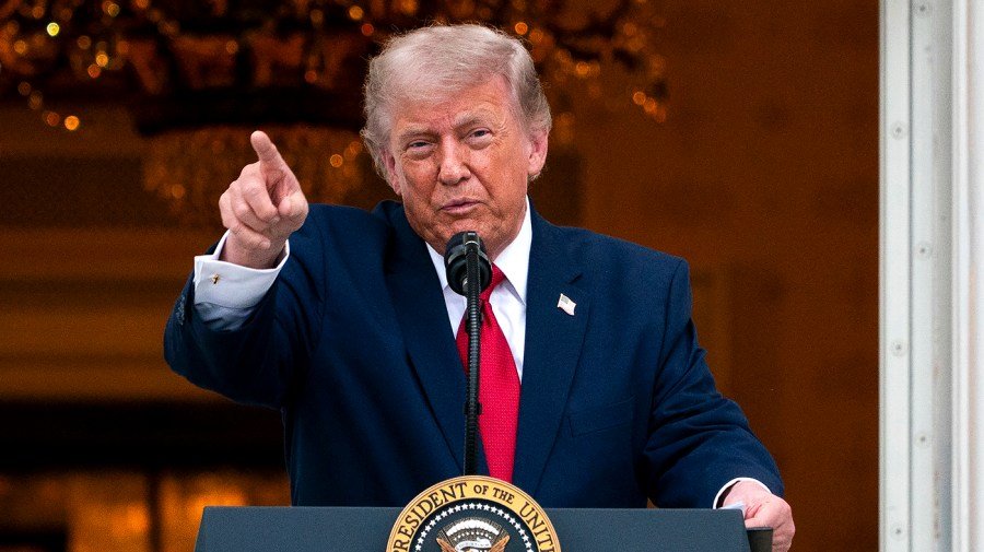 Trump lashes out at 'RINO' state AG candidate in appeal to South Carolina voters