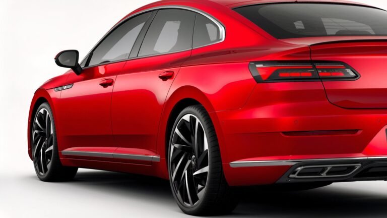 Volkswagen's Handsome 300-HP Sedan Is A $25,000 Bargain Because Nobody Wanted One