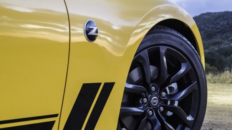 Nissan 370Z vs Toyota GT86: Reliability Compared