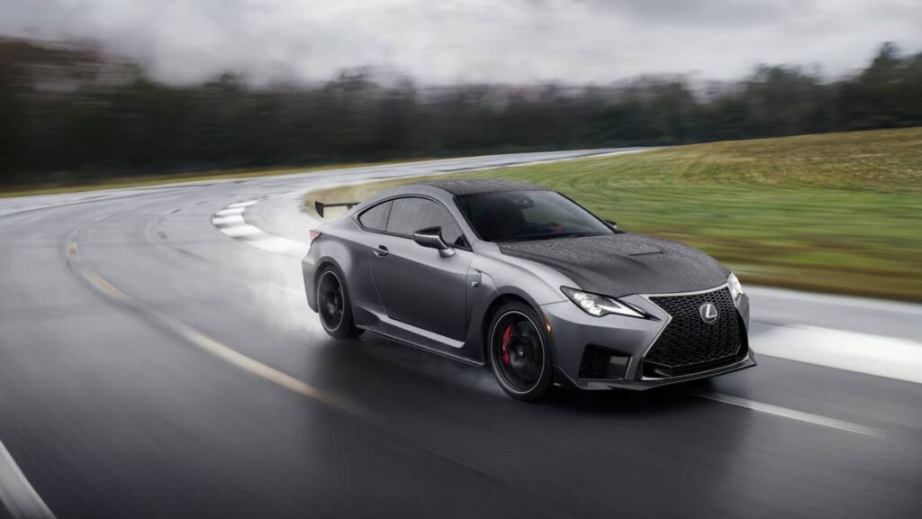 There Are 2 Brand-New Lexus RC Coupes Left in America