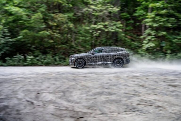 New BMW X5 G65: How One Chassis Handles 600 KG Of Weight Difference