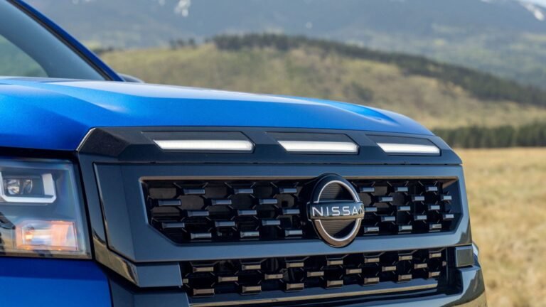 Nissan's New Midgate Idea For Trucks Gives Off Serious Subaru Brat Vibes