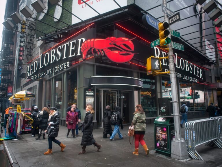 Red Lobster survived bankruptcy. It couldn't survive Times Square.