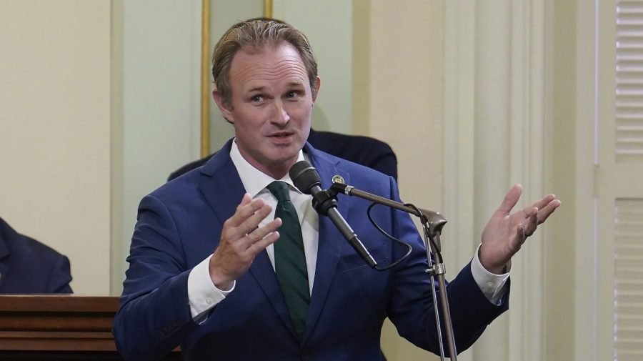 Gallagher wins vacant House seat in California special election, boosting GOP majority