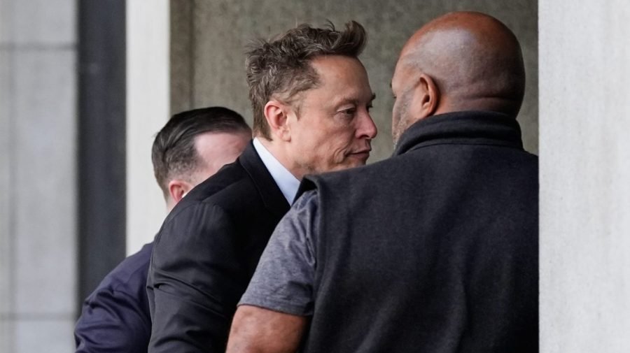 SEC defends Musk Twitter settlement, saying it reflected 'compromises'