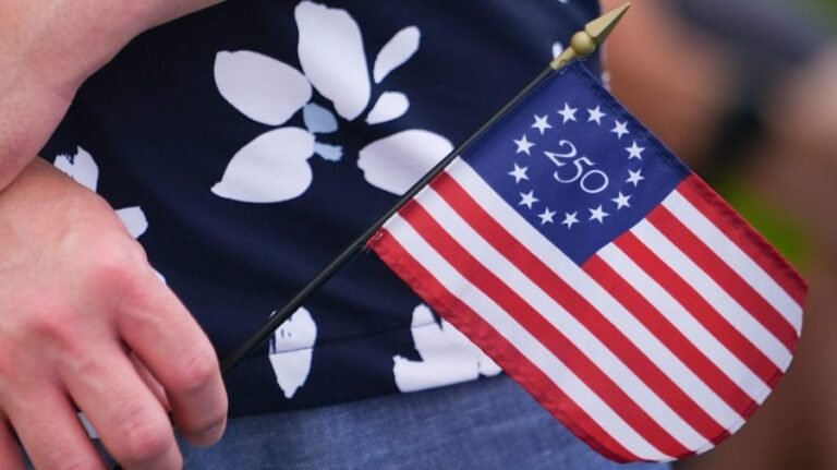 American pride near 25-year low: Gallup