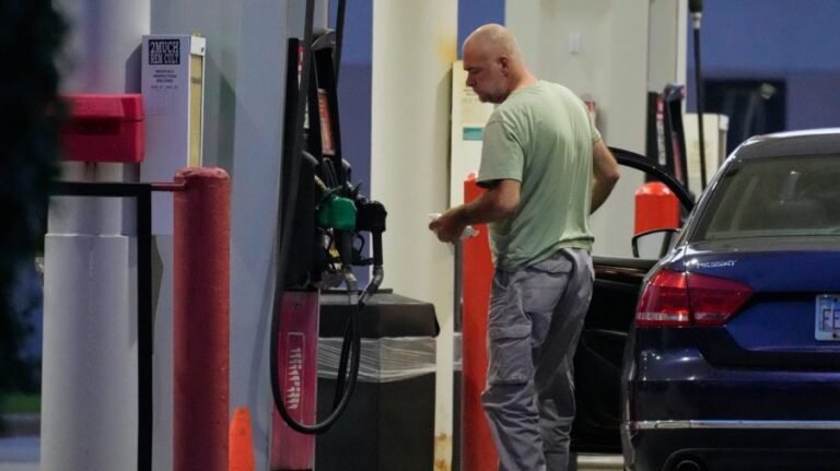 Oil prices are low. Why not gasoline?