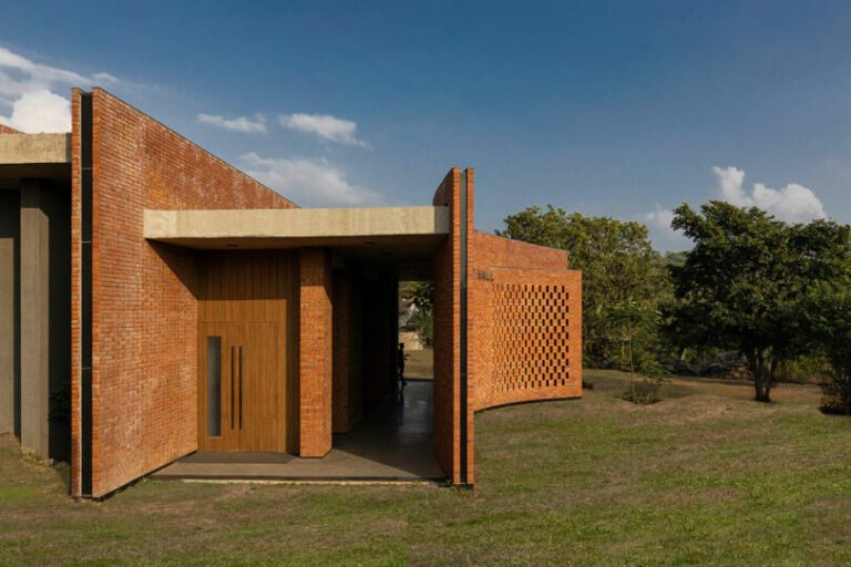The Landscape Becomes a Tool for Learning at This School in India