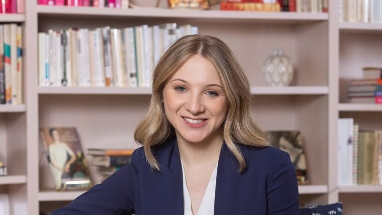 AgriFood Signals: $30m for meatpacking tech, Rabobank sells Foodbytes, job cuts at Aleph Farms