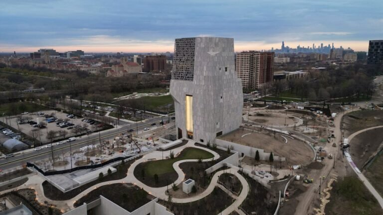 A-list talent announced for Obama presidential library opening