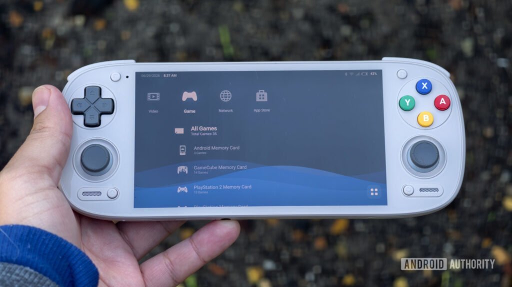 This frontend gives your Android device a PSP-themed makeover