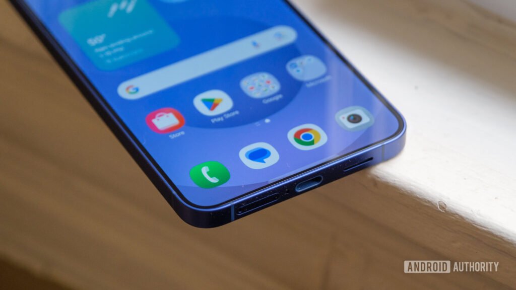 Samsung finally brings missing Galaxy AI features to the Galaxy S25 series