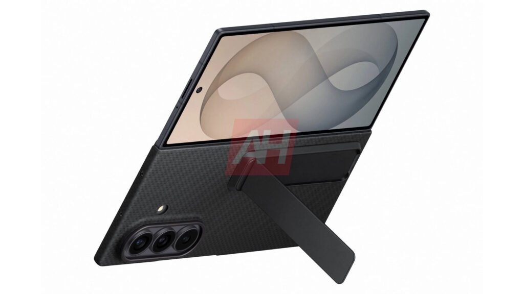 Huge leak shows off upcoming Galaxy foldables and all their official cases