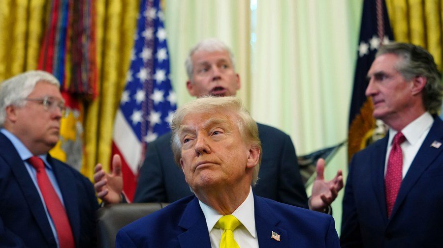 Divisions mount between GOP lawmakers, Trump, raising tensions