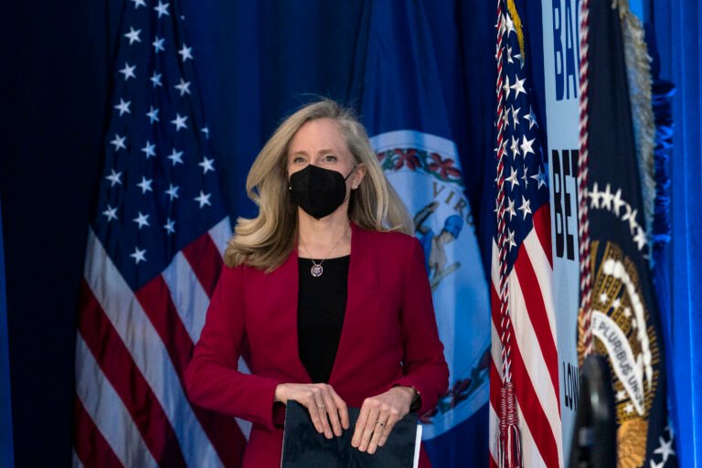 Dems' latest challenge: Draining the Hill's swamp (at least a little)