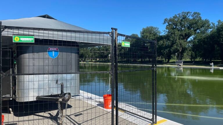 Trump promised clear water. The reflecting pool went green.