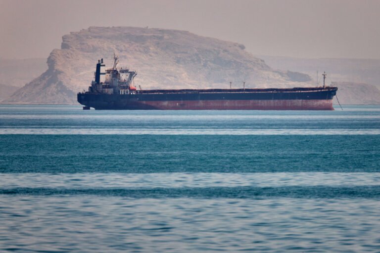 Oil industry warns Trump administration of price spikes within weeks