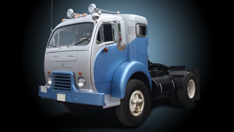 These 1950s Semi Trucks Had More Personality Than Today's Big Rigs