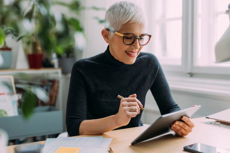 How to change your language settings on FutureLearn