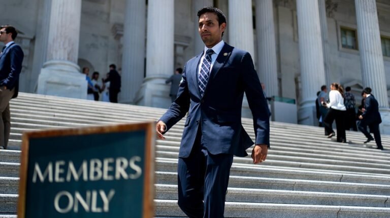 Democrat says he 'wouldn't be surprised' if Trump does not sign bipartisan housing bill