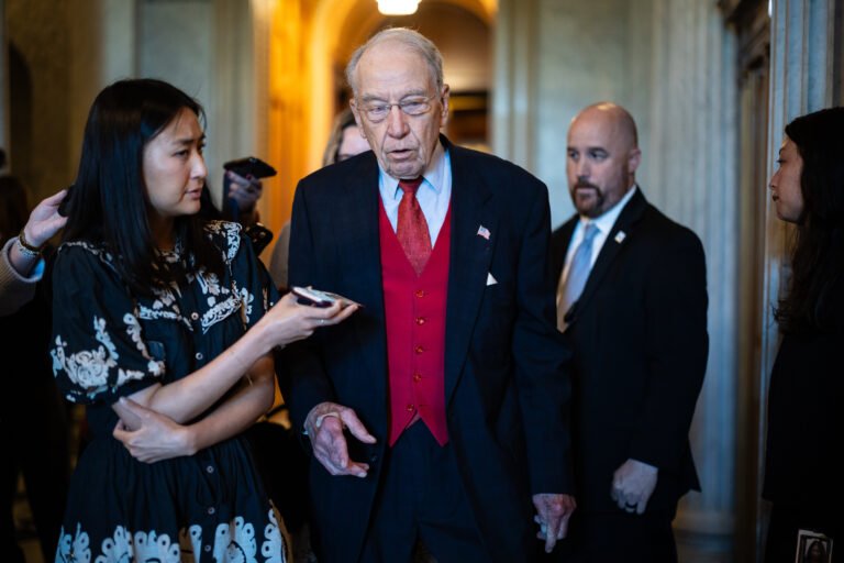 Republicans hope Trump retreats on Pulte to save spy law