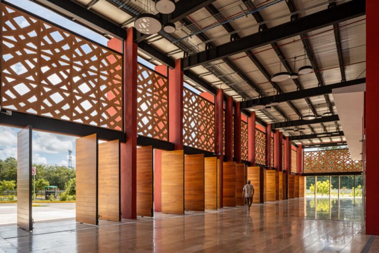 Maxcanú Station in Mexico Brings a Sense of Place to Transit Design