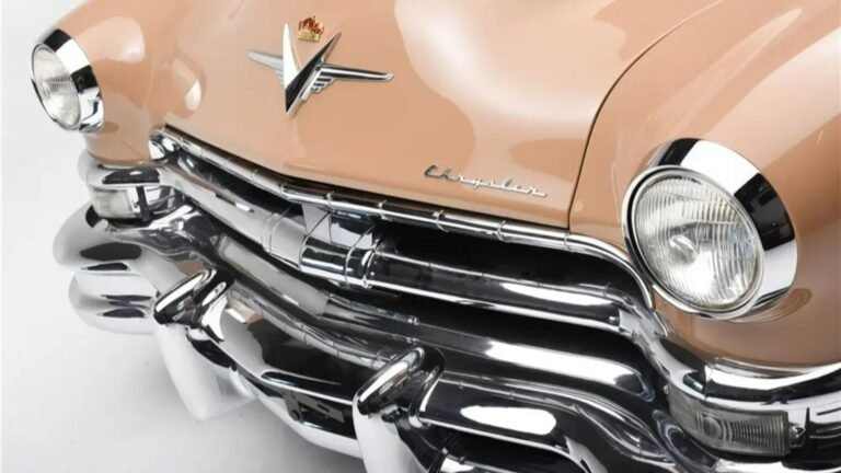 This Gorgeous Chrysler Introduced Two Important Features You'll Even Find In A Hyundai Venue