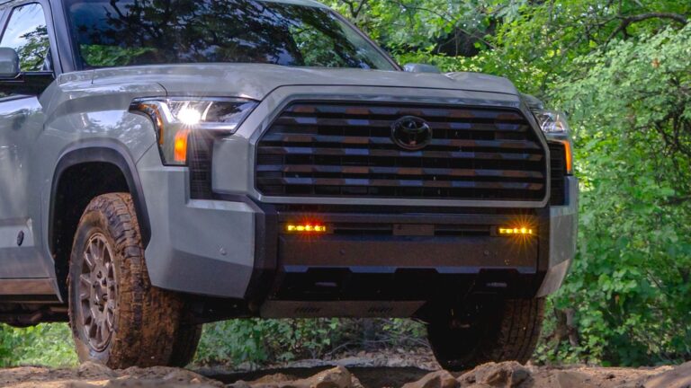 Toyota Tiptoes Into F-150 Raptor Territory With The 2027 Tundra Trailhunter