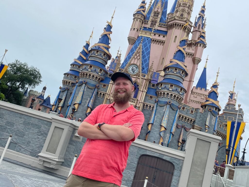 I've been going to Disney World for over 20 years. Here are my 12 best tips for visiting on a budget.