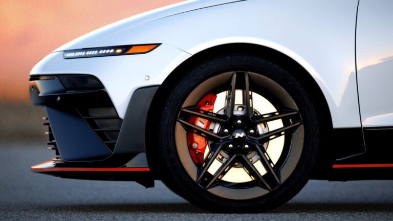 Hyundai Wants Soft Ride And Sharp Handling From One Clever Sway Bar