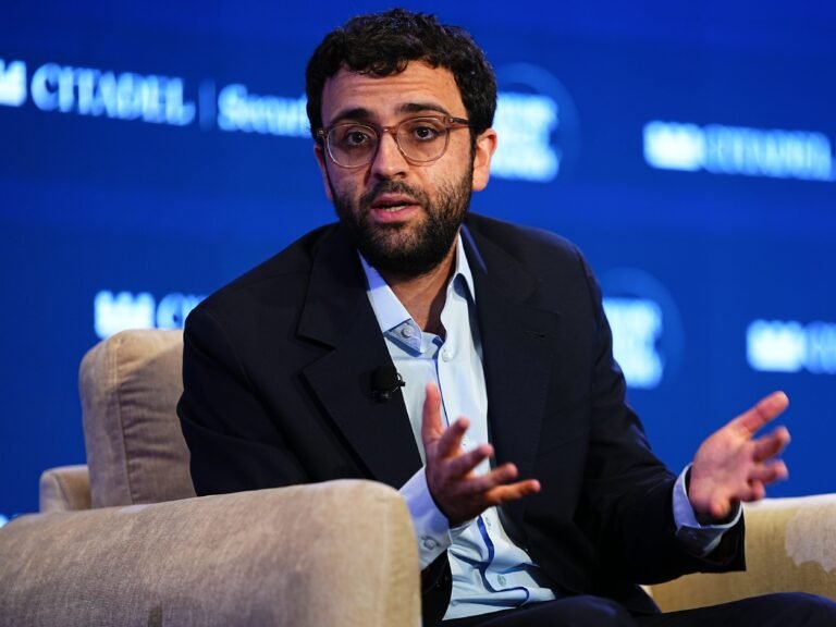 Kalshi's 'unusual' management style has more than 100 employees report to both founders, CEO says