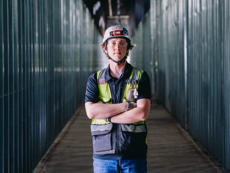 I skipped college and now earn over $40 an hour in a blue-collar job. The AI boom is creating more opportunities for me.