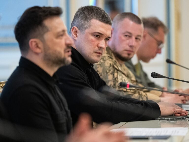 Ukraine is ousting its pro-tech defense minister after just 6 months. Troops fear it's a monumental victory for Russia.