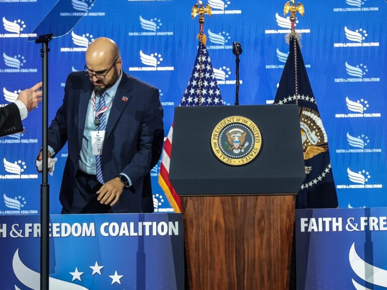 White House teleprompter operator on unpaid leave after reports he made more than $100k betting on Trump's speeches