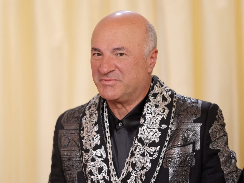 Kevin O'Leary pushes back on AI data center water fears: 'Like a golf course'
